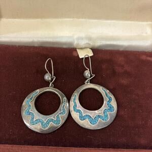 Vtg Sterling Taxco Mexico snake detail crushed turquoise dangle earrings